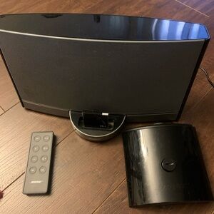 Bose sounddock portable speaker